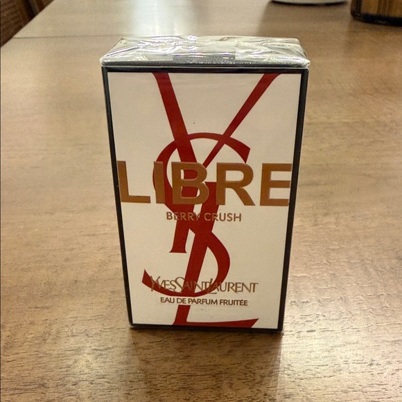 Yves Saint Laurent Libre Berry Crush with Raspberry - Picture 4 of 7